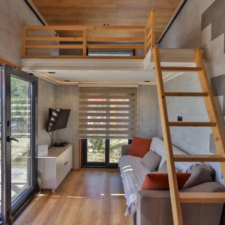 بيت للعطل Nova Olympos Tiny Houses Kumluca