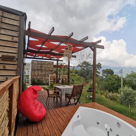 Vakantiehuis Nova Olympos Tiny Houses *